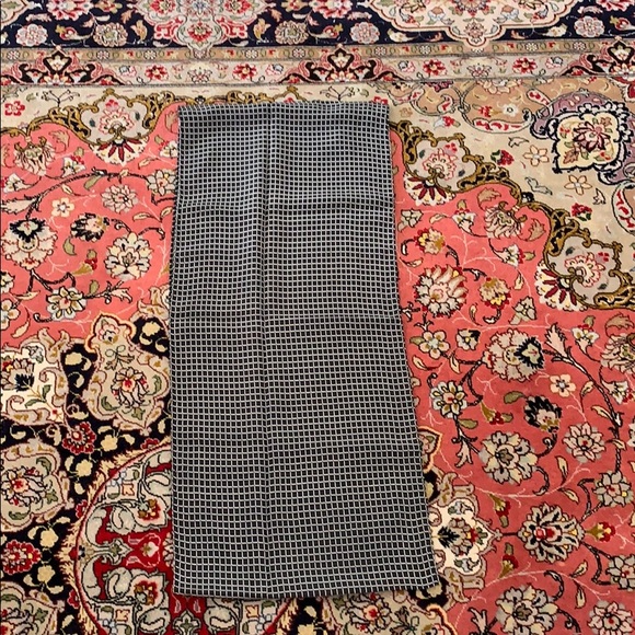 J.jill Silk windowpane print infinity scarf - Picture 7 of 8